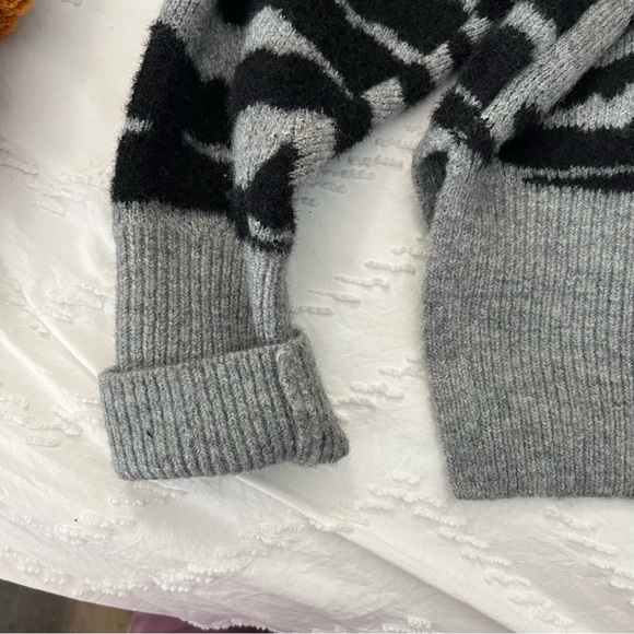 Nine West Mock Neck Knit Sweater - Picture 3 of 6